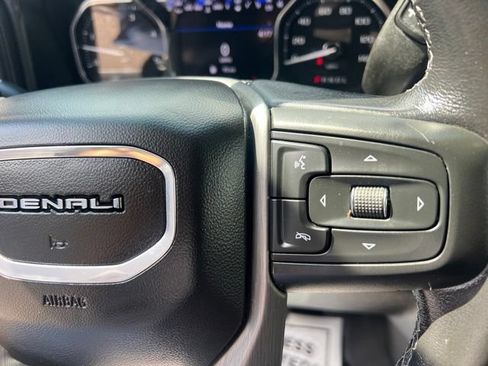 Used 2022 GMC Sierra 3500 Denali w/ Denali Ultimate Package AWD/4WD image 28