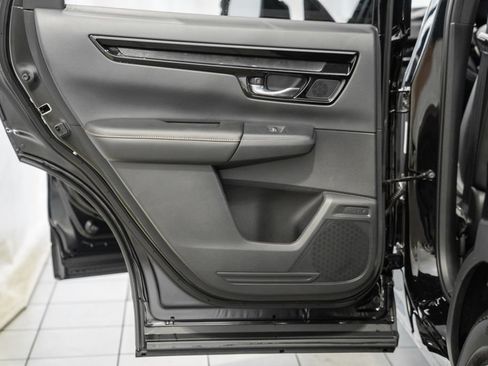 Used 2025 Honda CR-V Sport Touring image 41