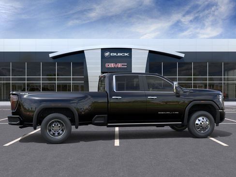 New 2026 GMC Sierra 3500 Denali Ultimate AWD/4WD image 5