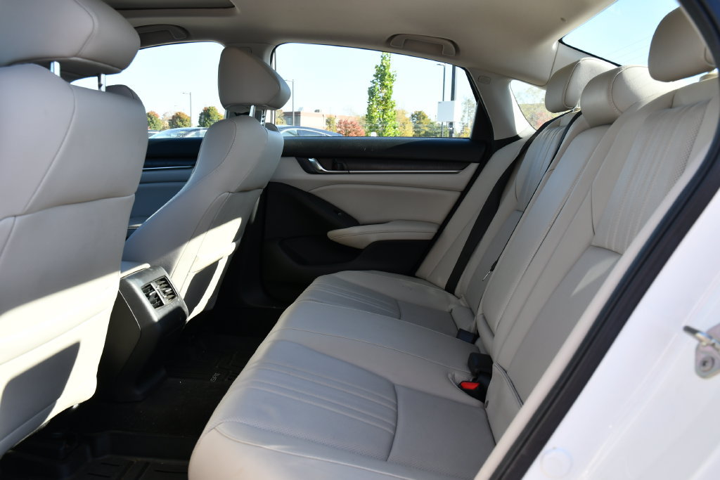 Used 2019 Honda Accord EX-L image 16