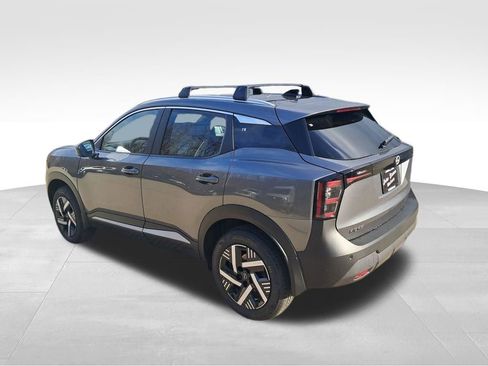 New 2026 Nissan Kicks SV w/ Cold Weather Package FWD image 3