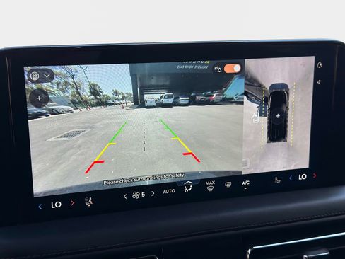 Used 2025 Lincoln Aviator Reserve w/ Equipment Group 201A image 46