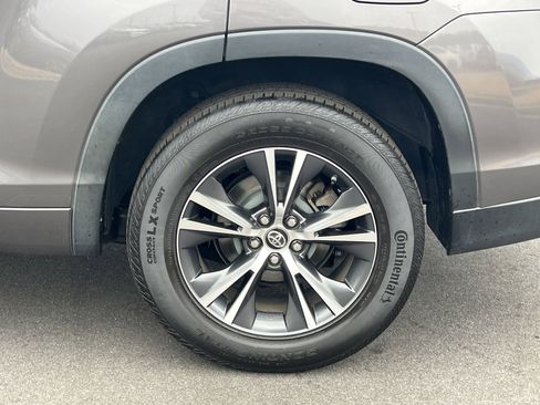 Used 2016 Toyota Highlander XLE image 31