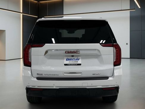 Used 2024 GMC Yukon SLT w/ SLT Premium Package AWD/4WD image 5