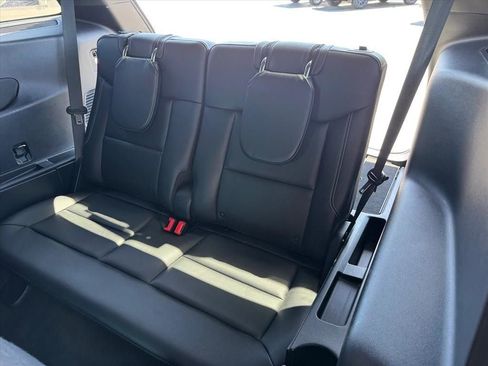 Used 2021 Ford Explorer ST w/ Equipment Group 401A AWD/4WD image 17