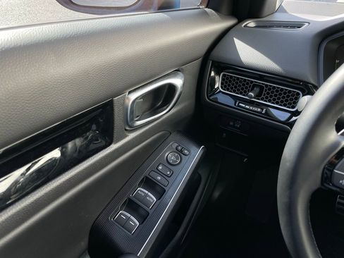 Certified 2025 Honda Civic Sport Touring image 23