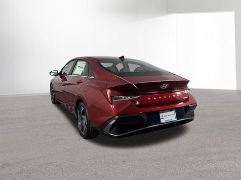 New 2026 Hyundai Elantra Limited image 27