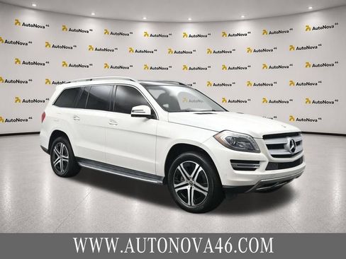Used 2016 Mercedes-Benz GL 450 4MATIC w/ Premium I Package image 11
