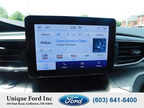 Used 2023 Ford Explorer XLT w/ Equipment Group 202A AWD/4WD image 20