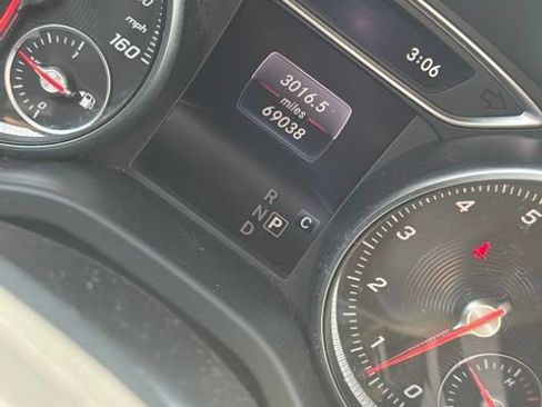 Used 2018 Mercedes-Benz CLA 250 4MATIC image 10