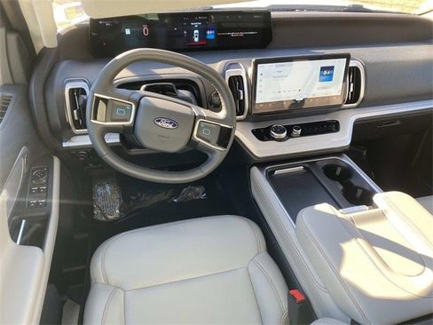 Used 2025 Ford Expedition Max Active image 52