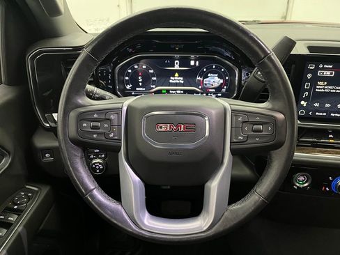 Used 2022 GMC Sierra 1500 Elevation image 19