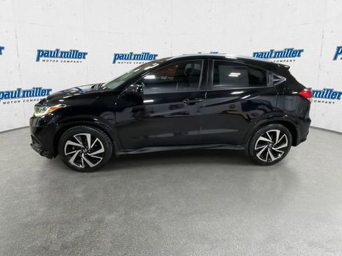 Used 2019 Honda HR-V Sport image 6