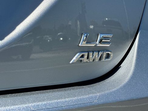 Used 2022 Toyota Camry LE AWD/4WD image 25