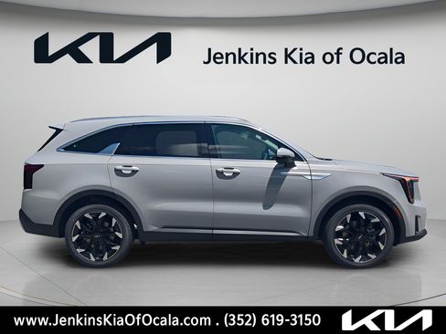 New 2026 Kia Sorento SX FWD image 2
