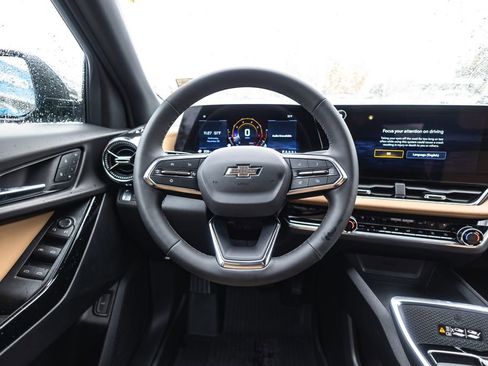 New 2026 Chevrolet Equinox ACTIV w/ Convenience Package III AWD/4WD image 20