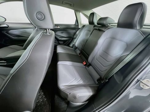 Used 2025 Volkswagen Jetta SEL FWD image 26