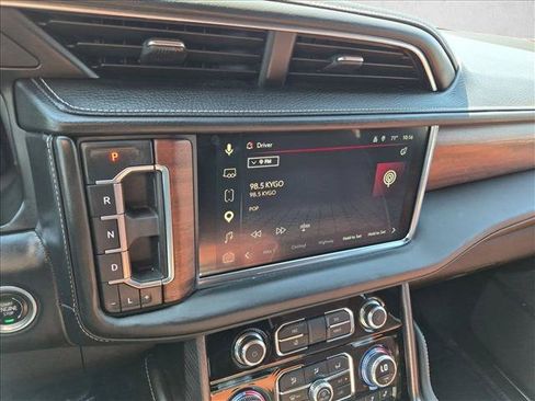 Used 2023 GMC Yukon Denali Ultimate AWD/4WD image 14