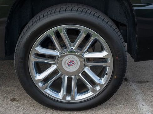 Used 2013 Cadillac Escalade Platinum image 6