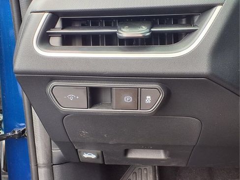 Used 2025 Kia K4 FWD image 13