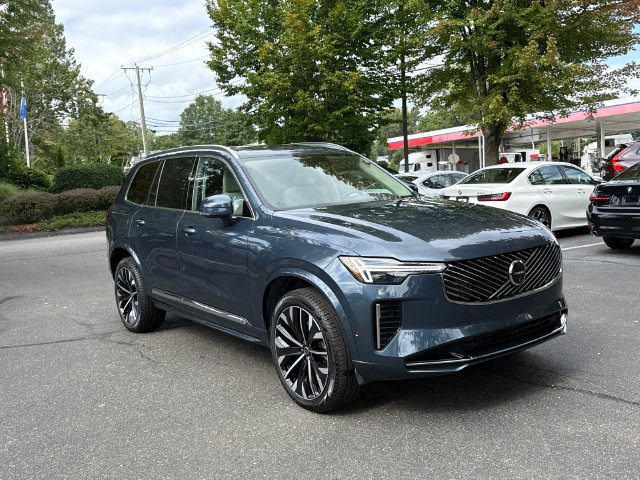Certified 2026 Volvo XC90 B6 Ultra AWD/4WD image 5