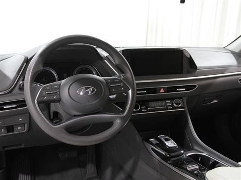 Used 2023 Hyundai Sonata SEL w/ Cargo Package image 6