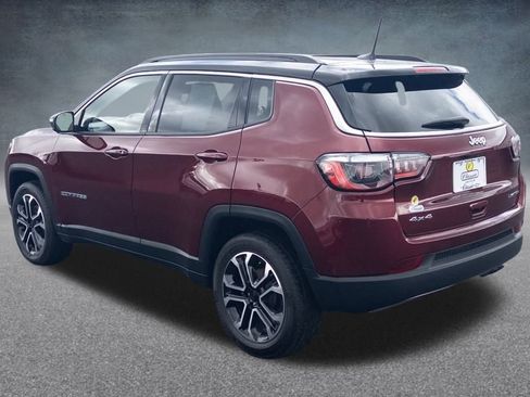 Used 2022 Jeep Compass Limited w/ Sun and Sound Group image 9