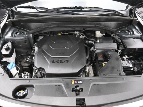 Used 2025 Kia Telluride S AWD/4WD image 40