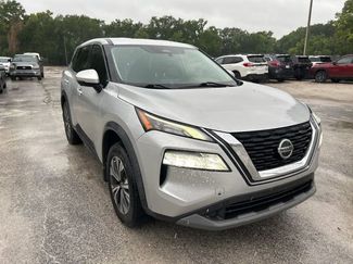 Used 2021 Nissan Rogue SV video 1