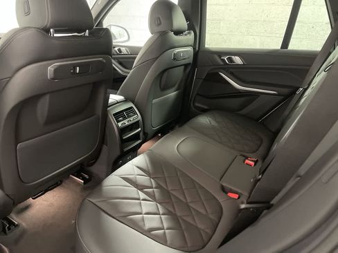Used 2024 BMW X5 xDrive40i w/ Parking Assistance Package image 13