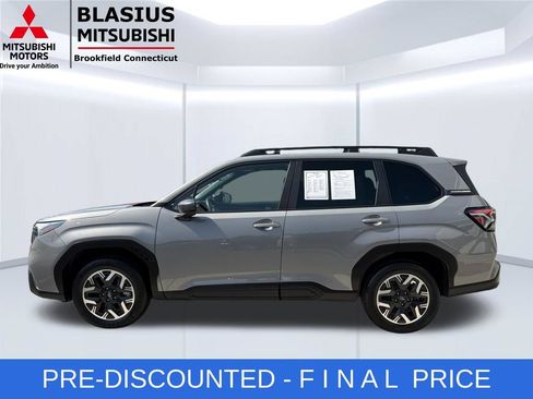 Used 2025 Subaru Forester Premium w/ Convenience Package #1 AWD/4WD image 13