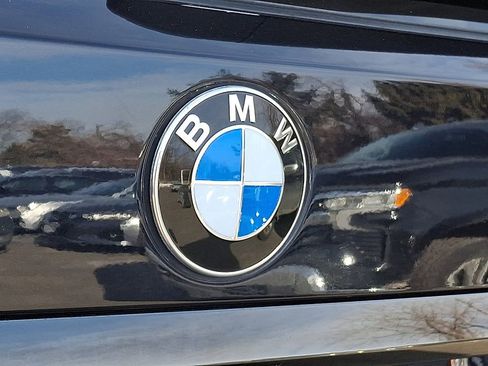 Used 2022 BMW X7 xDrive40i w/ M Sport Package image 30