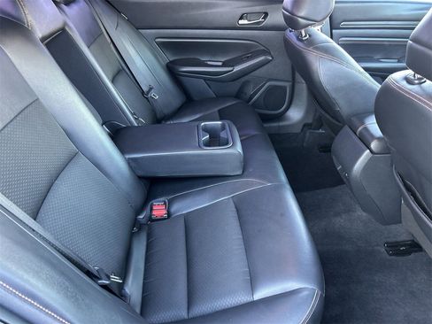 Used 2020 Nissan Altima 2.5 SR image 10