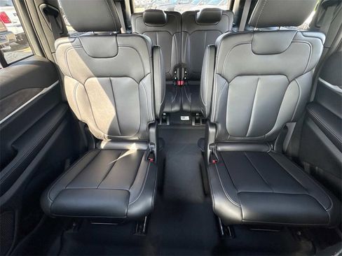 New 2025 Jeep Grand Cherokee L Limited w/ Black Appearance Package image 37