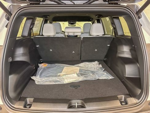 New 2026 Jeep Cherokee Limited AWD/4WD image 13