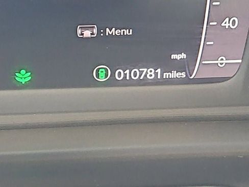 Used 2025 Honda Accord SE image 28