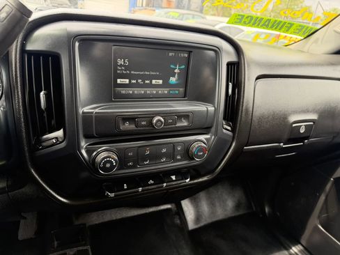 Used 2018 Chevrolet Silverado 2500 W/T w/ WT Convenience Package image 13