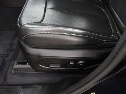 Used 2022 Jeep Grand Cherokee Limited 4xe w/ Luxury Tech Group II AWD/4WD image 37
