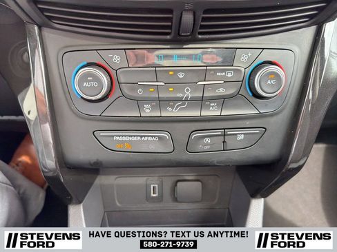 Used 2017 Ford Escape SE w/ Equipment Group 201A FWD image 31