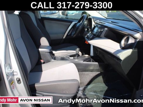 Used 2014 Toyota RAV4 LE FWD image 18