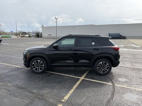 New 2026 Chevrolet TrailBlazer LT FWD image 8