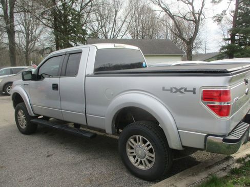 Used 2013 Ford F150 XLT w/ Mid Equipment Group image 7