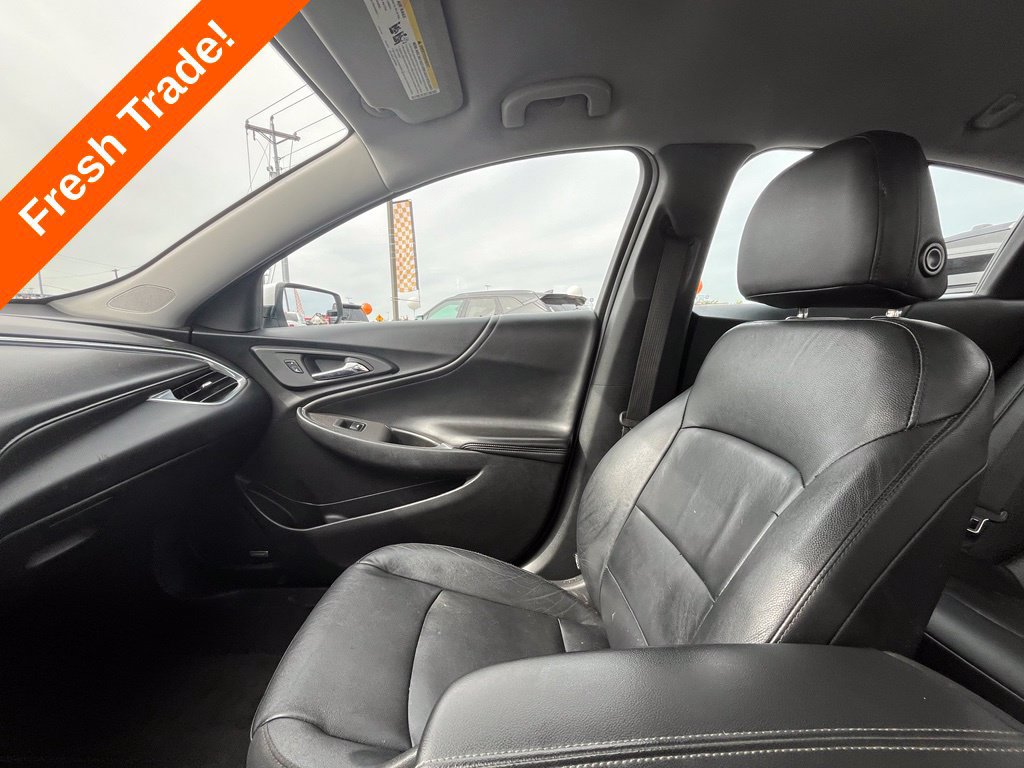 Used 2016 Chevrolet Malibu LT w/ Leather Package FWD image 26