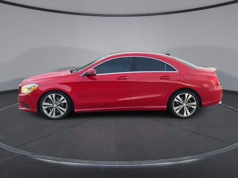 Used 2014 Mercedes-Benz CLA 250 image 5