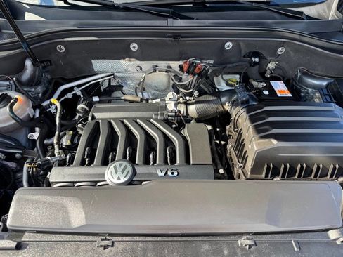 Used 2018 Volkswagen Atlas SE image 12