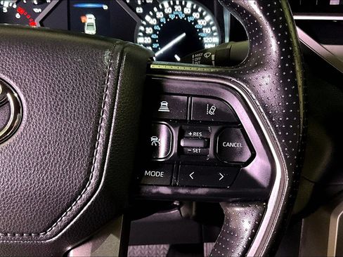 Used 2025 Toyota Tundra SR5 AWD/4WD image 14