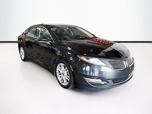 Used 2015 Lincoln MKZ Hybrid w/ Equipment Group 201A Select FWD image 3