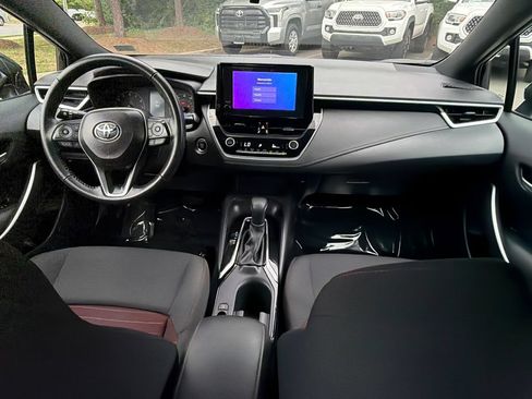 Used 2025 Toyota Corolla SE FWD image 16
