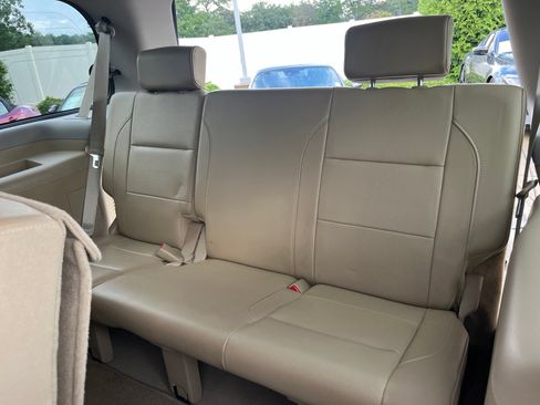 Used 2013 Nissan Armada Platinum RWD image 33