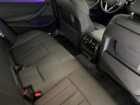 Certified 2023 BMW 530i w/ Premium Package image 31